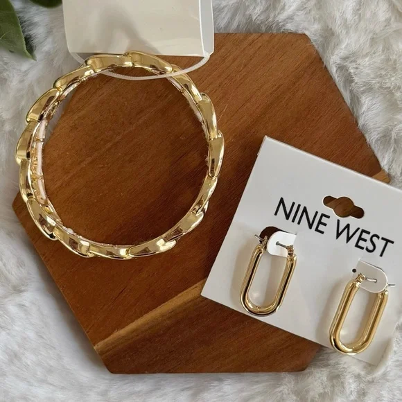 NINE WEST NWT Set! Gold Tone Curb Chain Stretch Bracelet + Long Hoop Earrings - Picture 2 of 14